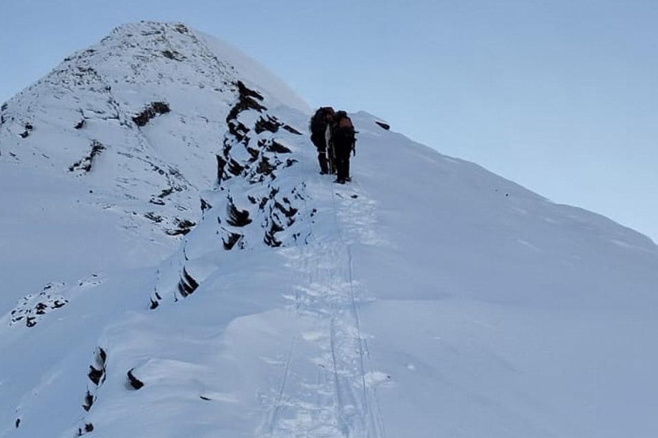 Pisang Peak Climbing