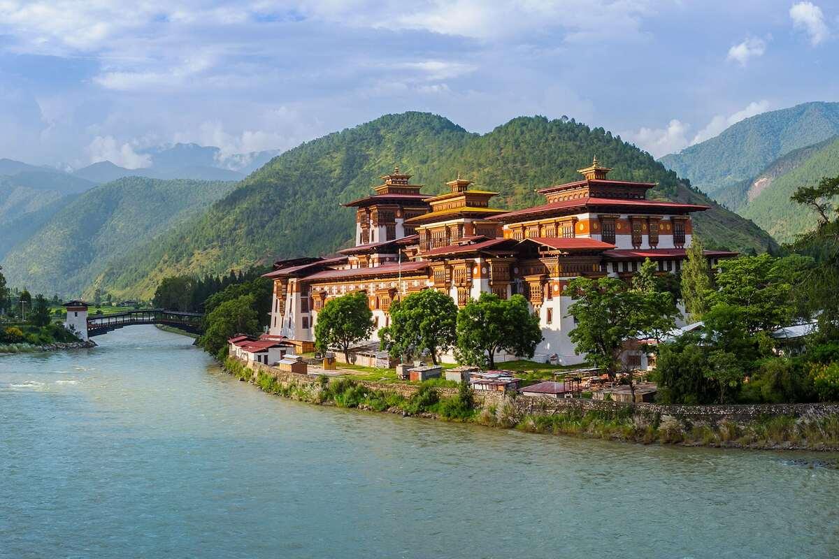 bhutan-punakha-dzong