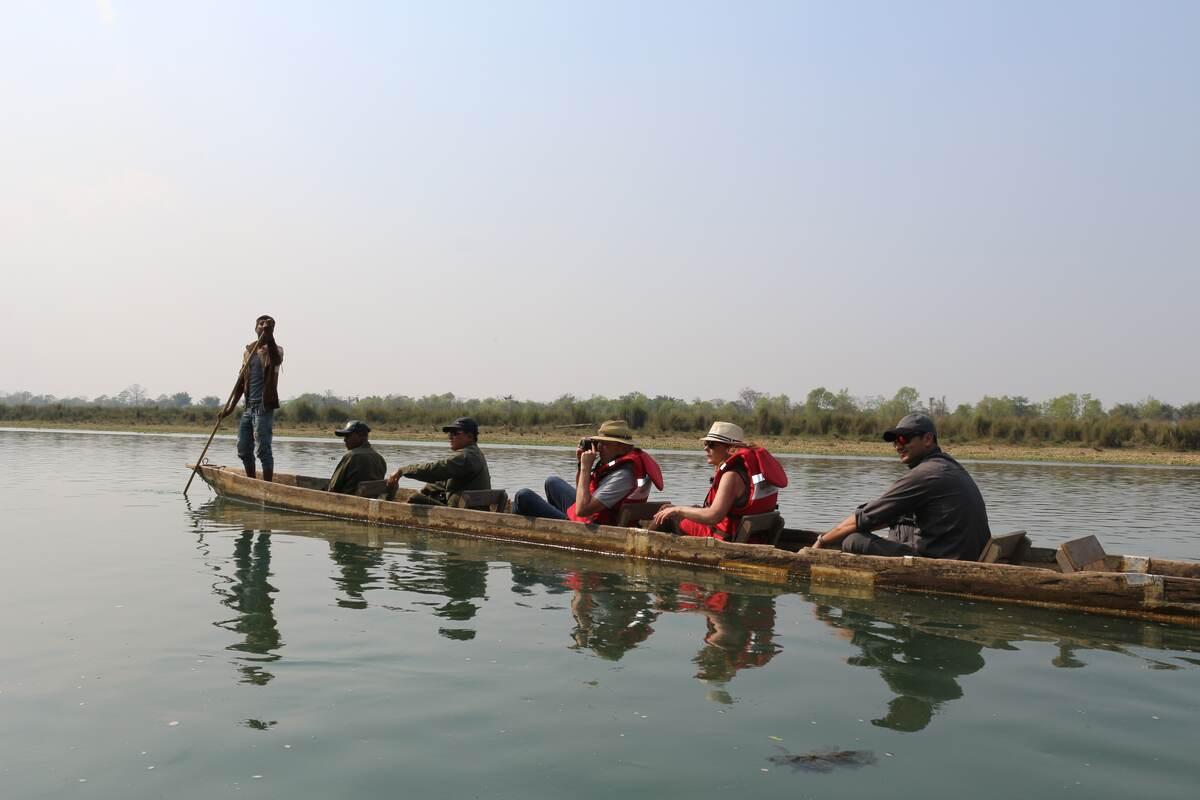 Canoe ride Chitwan