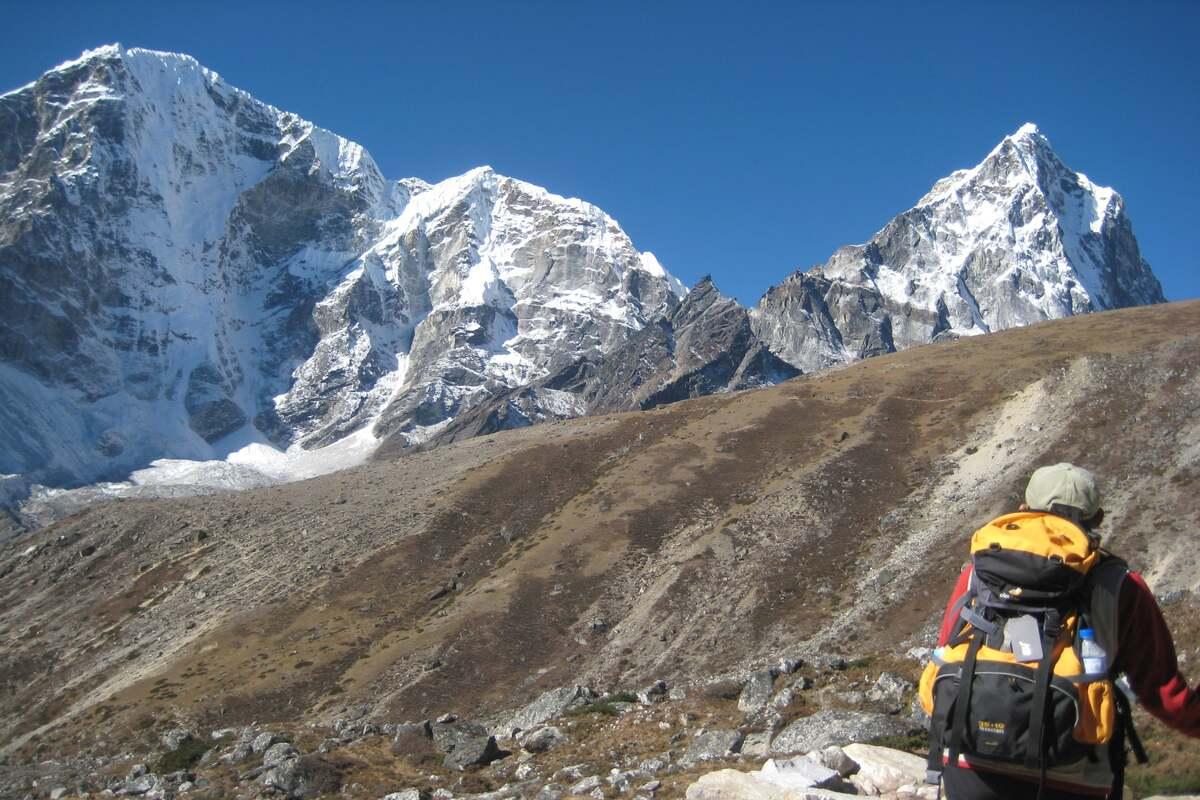 Hike in Everest