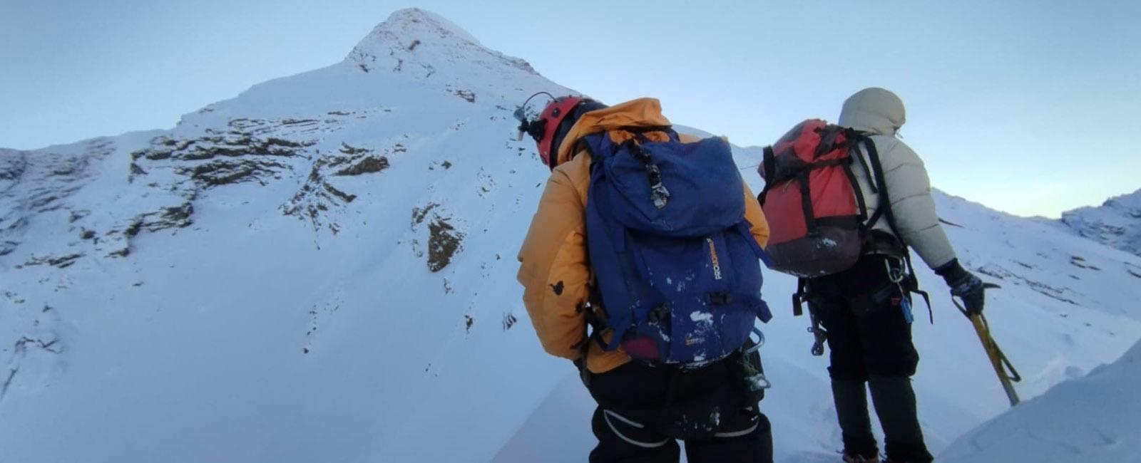 Pisang Peak Climbing